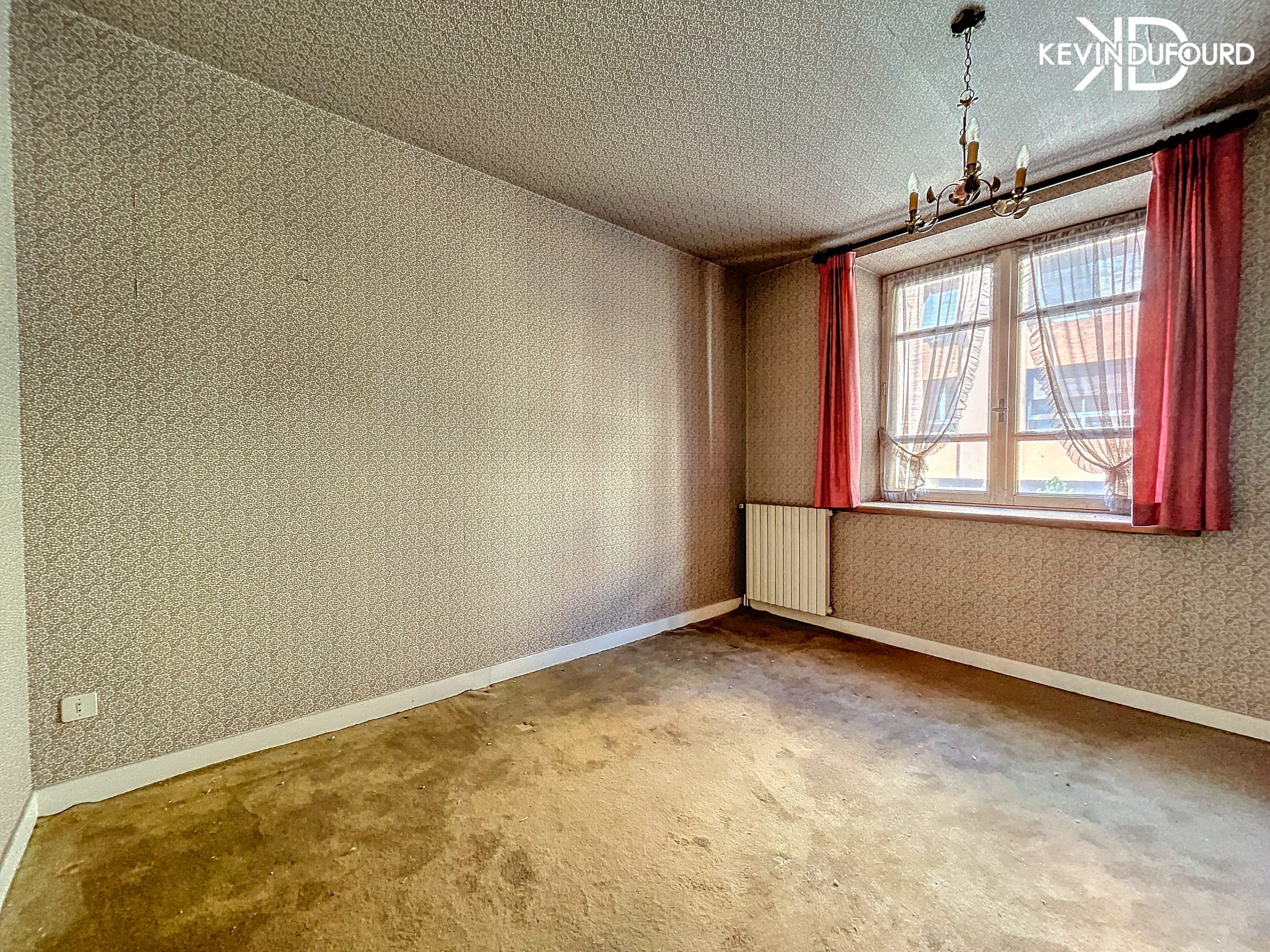 Immeuble à RENOVER de 300m² à AUBENAS