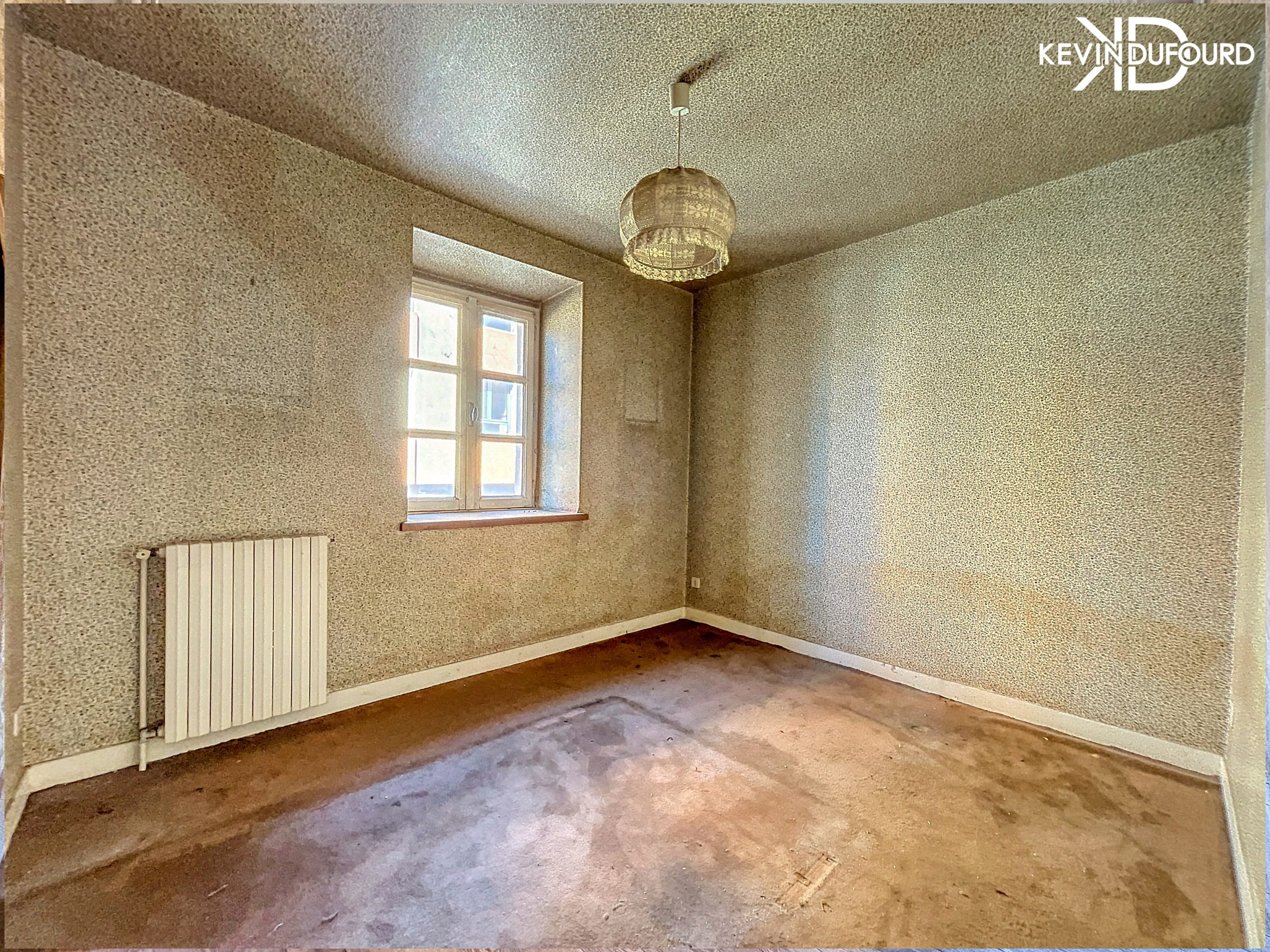 Immeuble à RENOVER de 300m² à AUBENAS