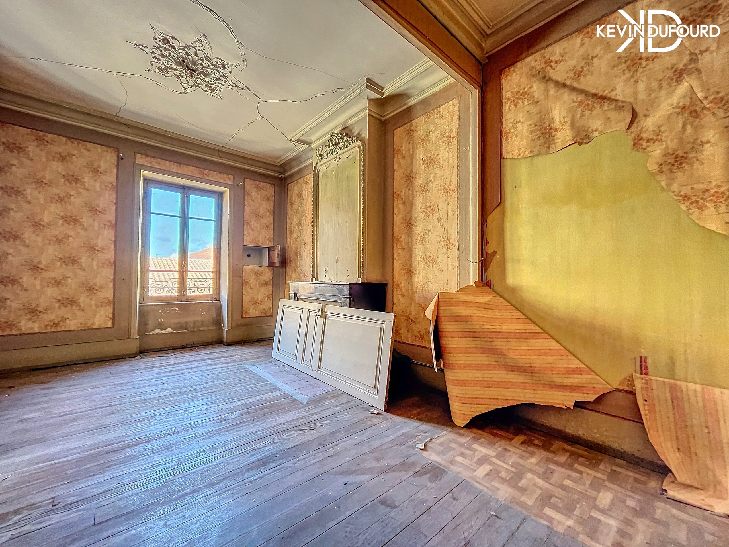 Immeuble à RENOVER de 300m² à AUBENAS