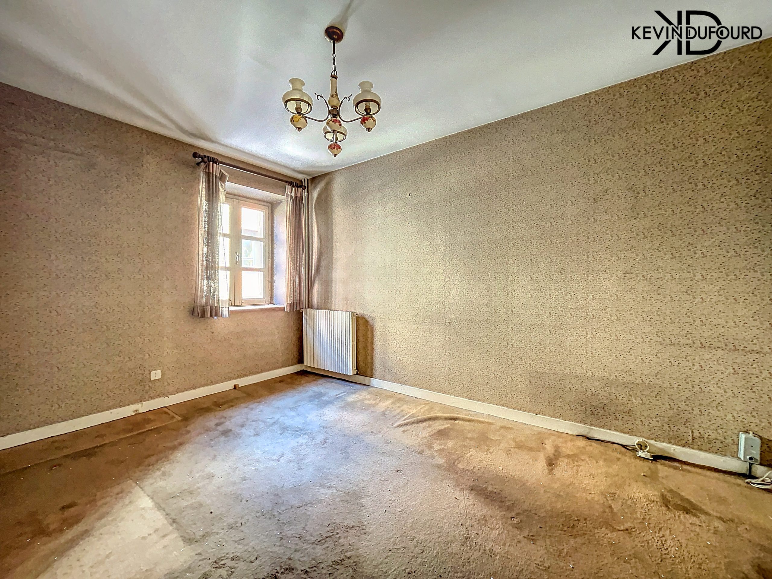 Immeuble à RENOVER de 300m² à AUBENAS