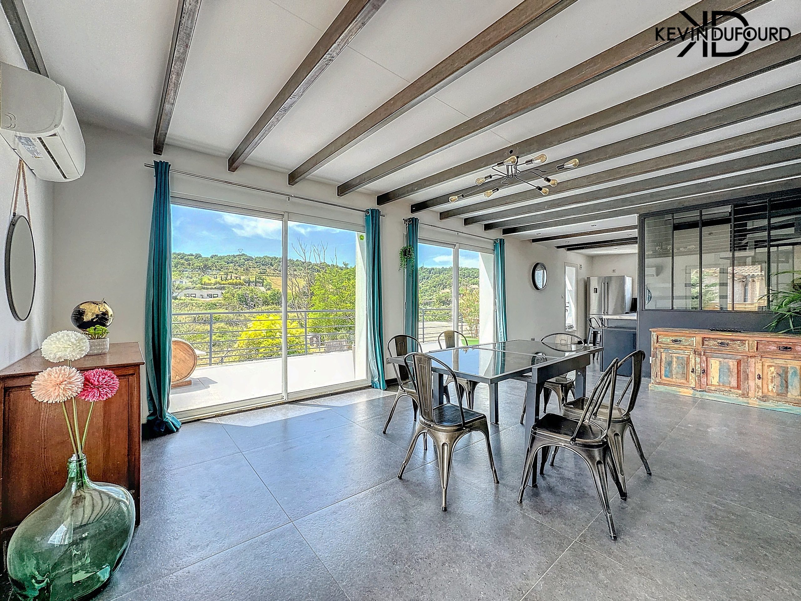Maison de 240m² sur un terrain de 1530m² à SAINT SERNIN