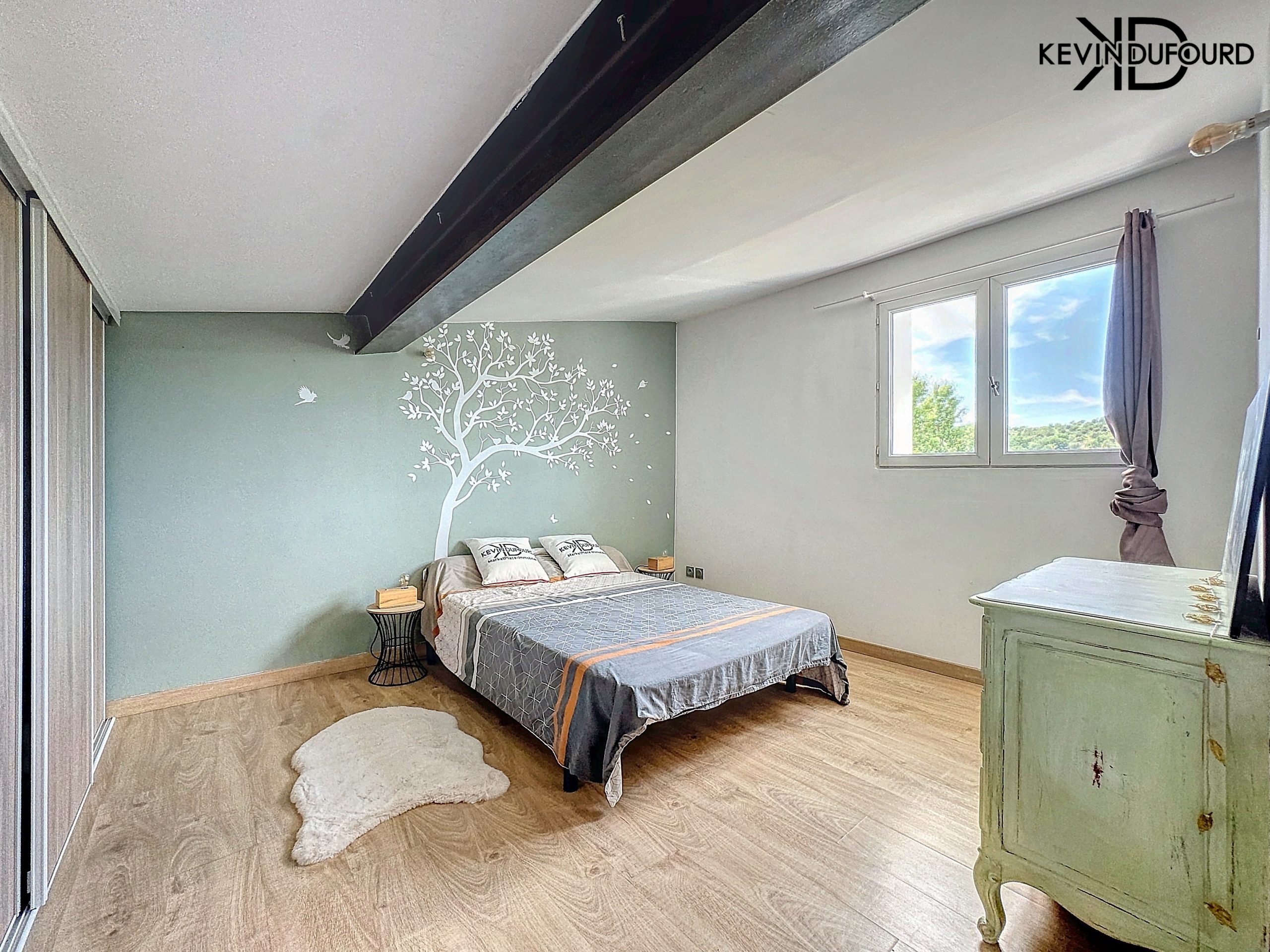 Maison de 240m² sur un terrain de 1530m² à SAINT SERNIN