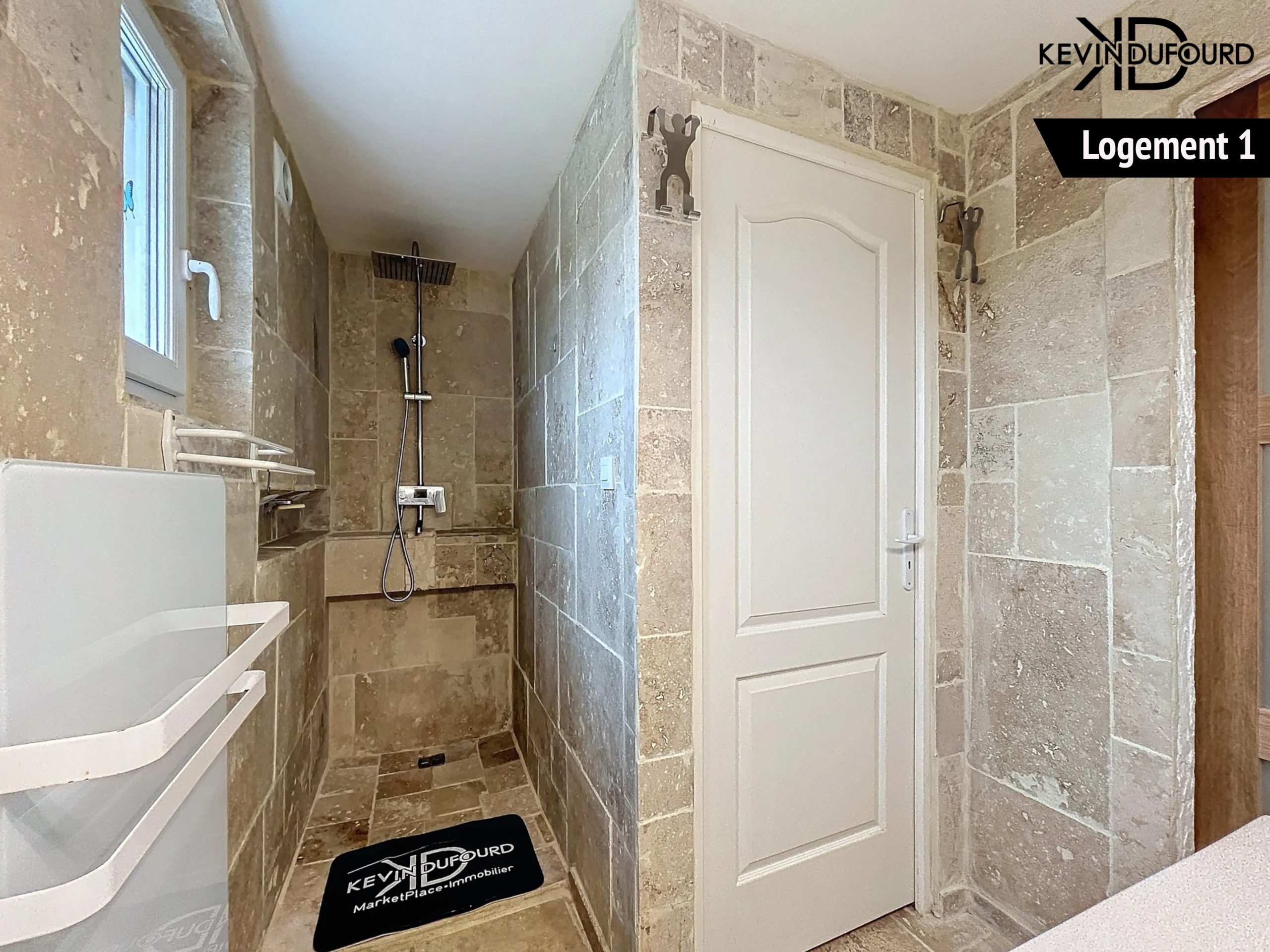 Maison de 160m² sur un terrain de 6000m² à VILLENEUVE-DE-BERG