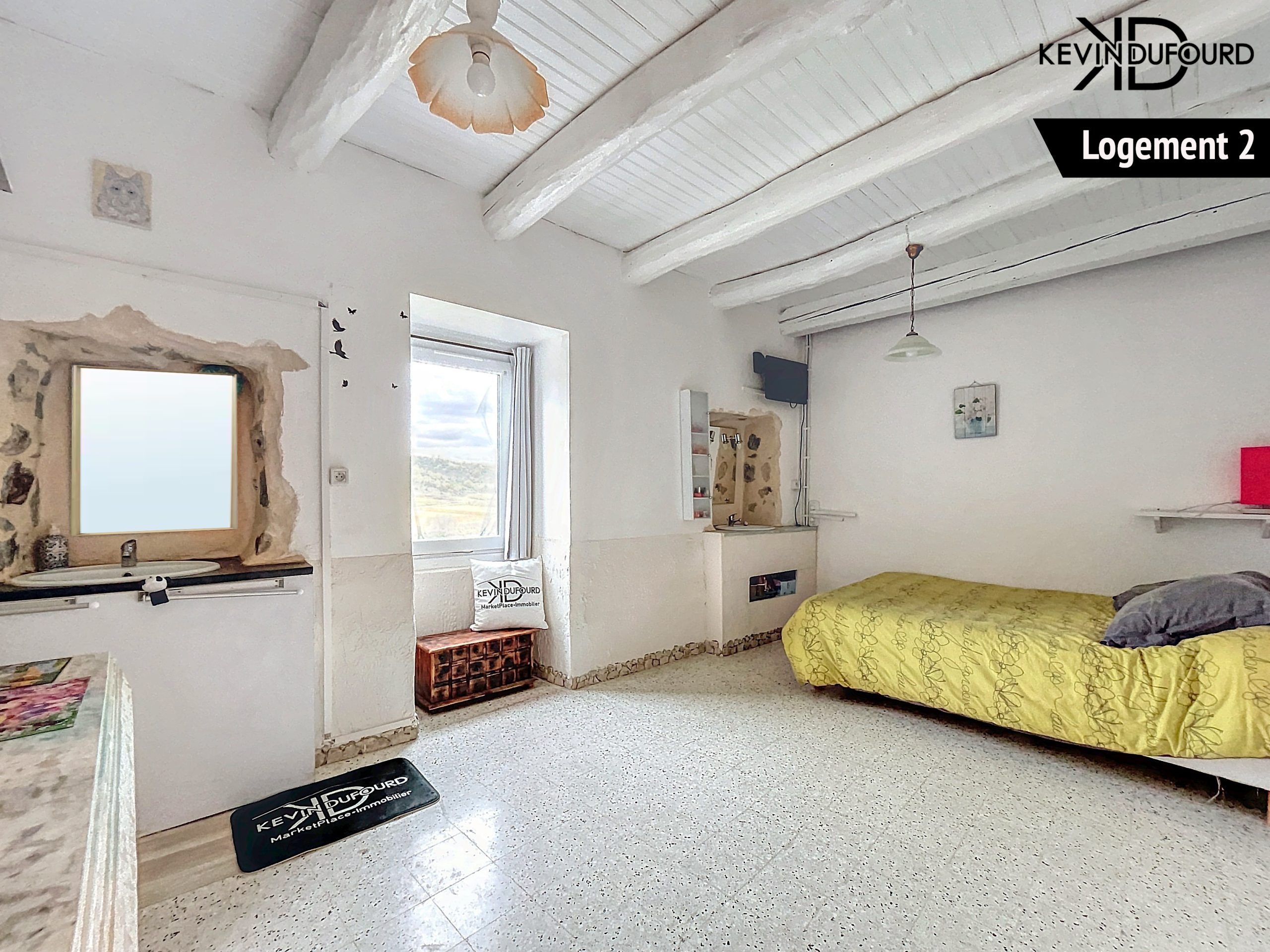 Maison de 160m² sur un terrain de 6000m² à VILLENEUVE-DE-BERG