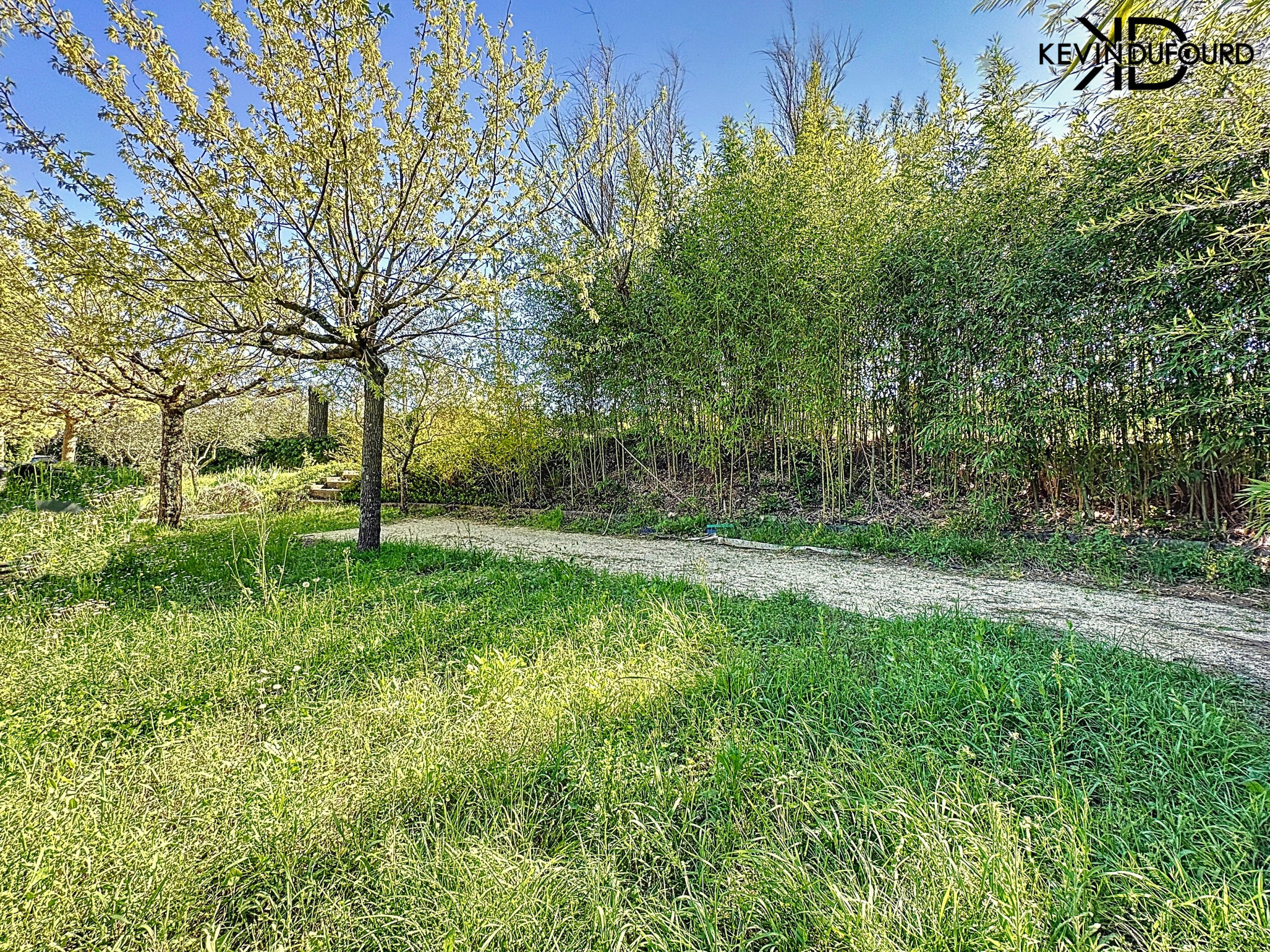 Maison de 81m² sur un terrain de 1500m² à LABLACHÈRE