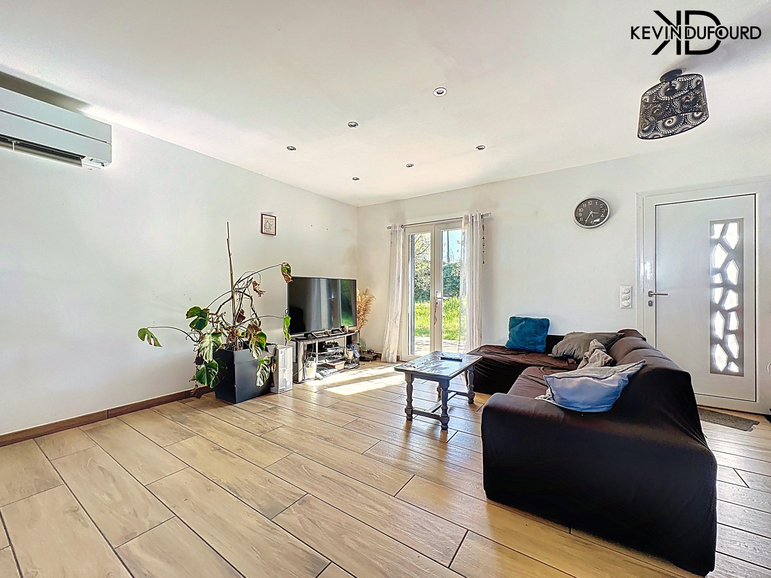 Maison de 81m² sur un terrain de 1500m² à LABLACHÈRE