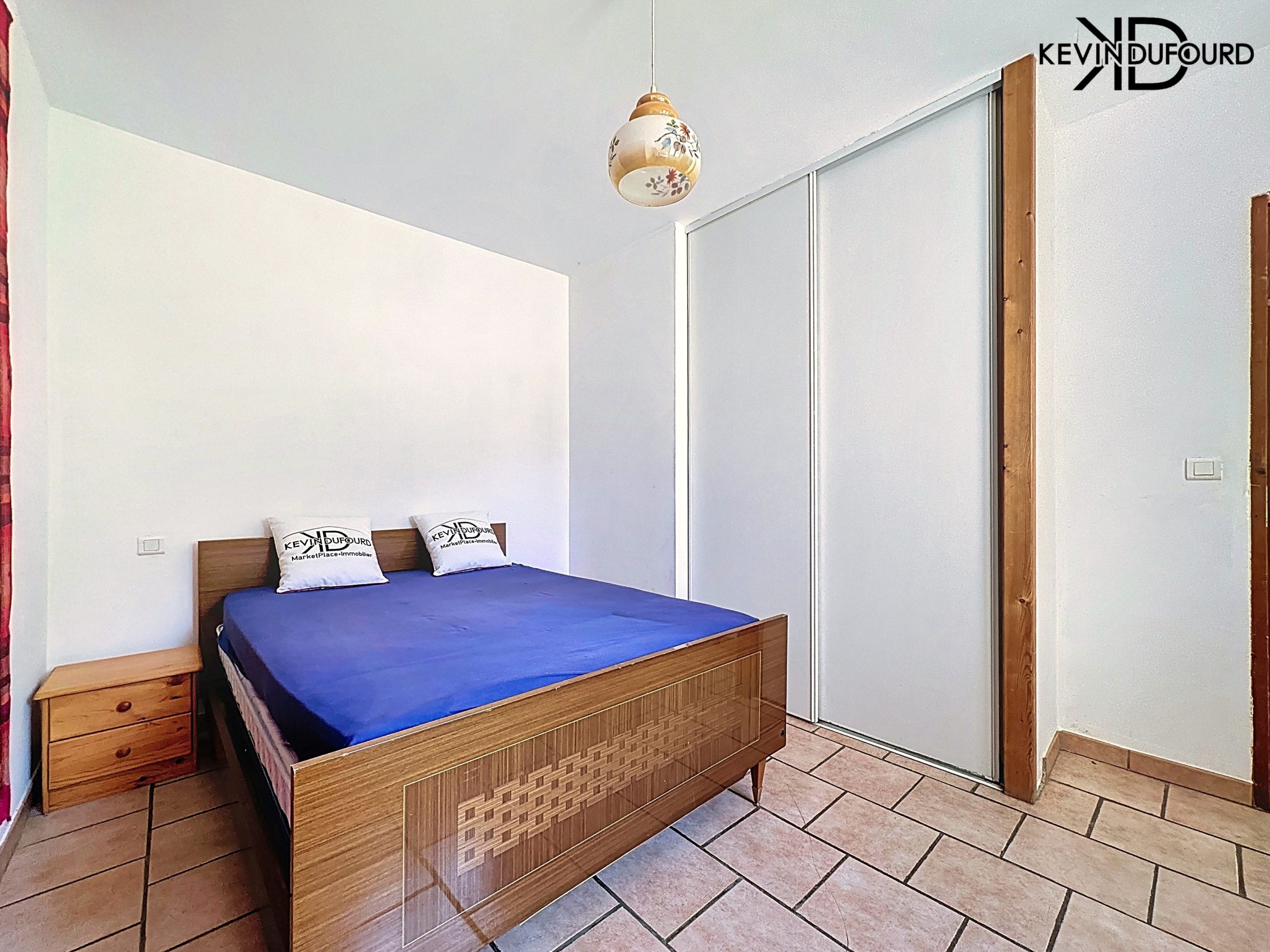 Maison de 180 m² sur un terrain de 8800 m² à LABLACHERE
