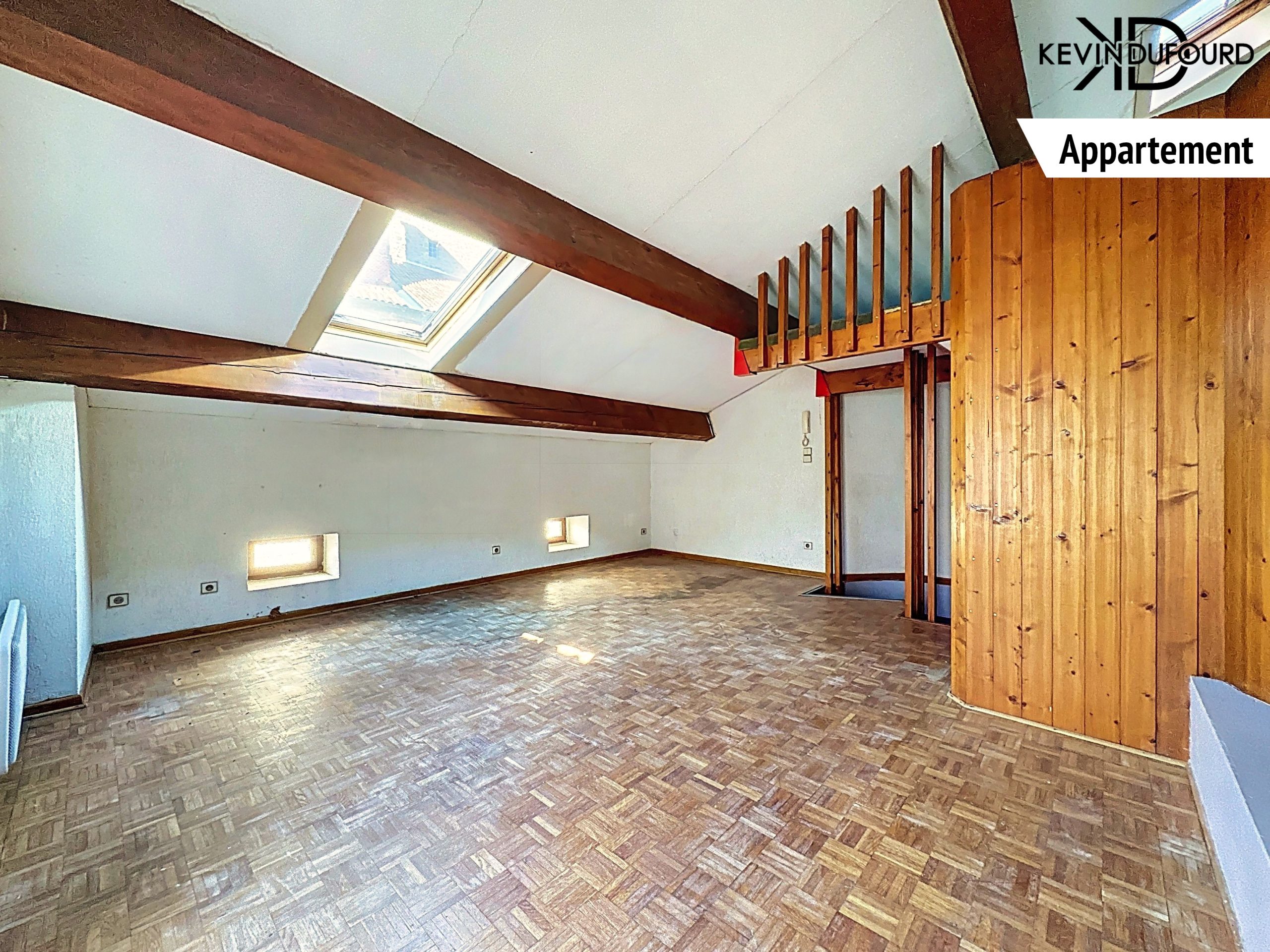 Immeuble de 130m² à AUBENAS