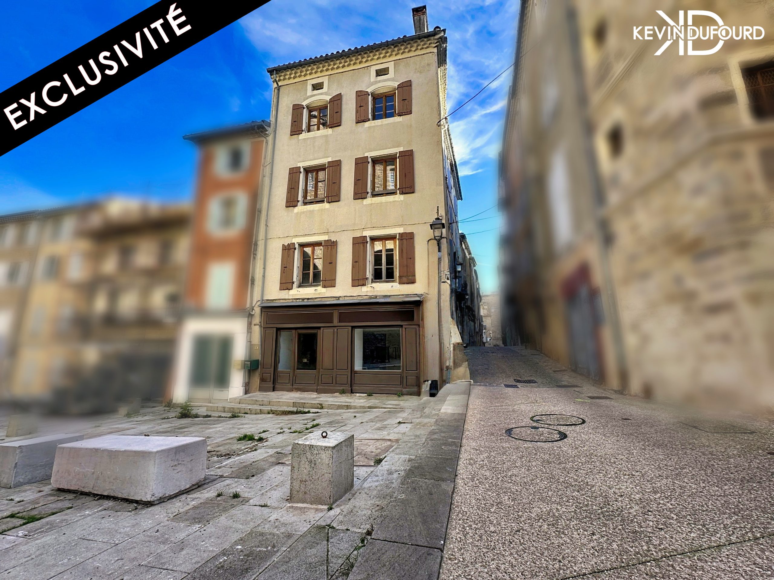 Immeuble de 130m² à AUBENAS