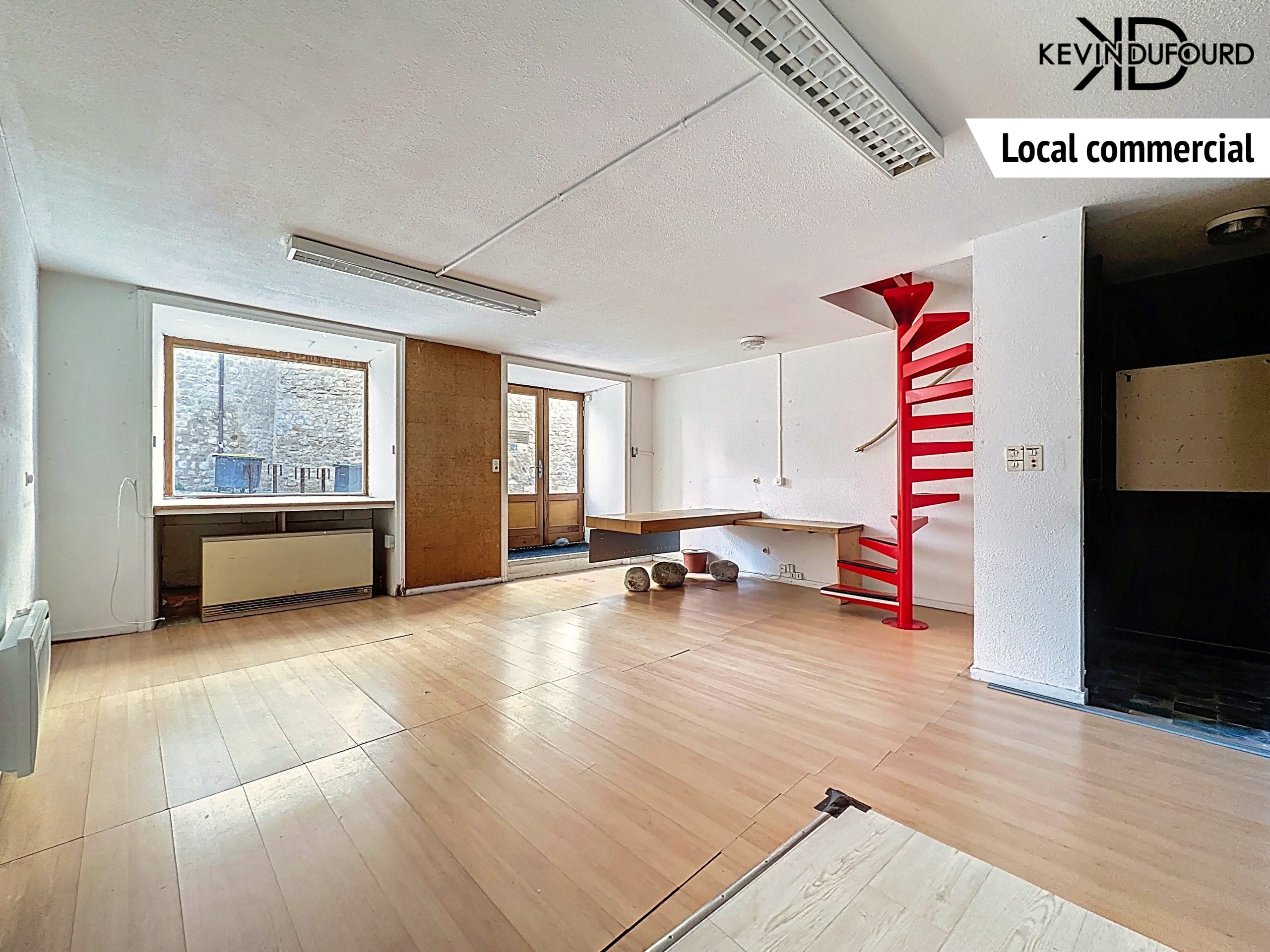 Immeuble de 130m² à AUBENAS