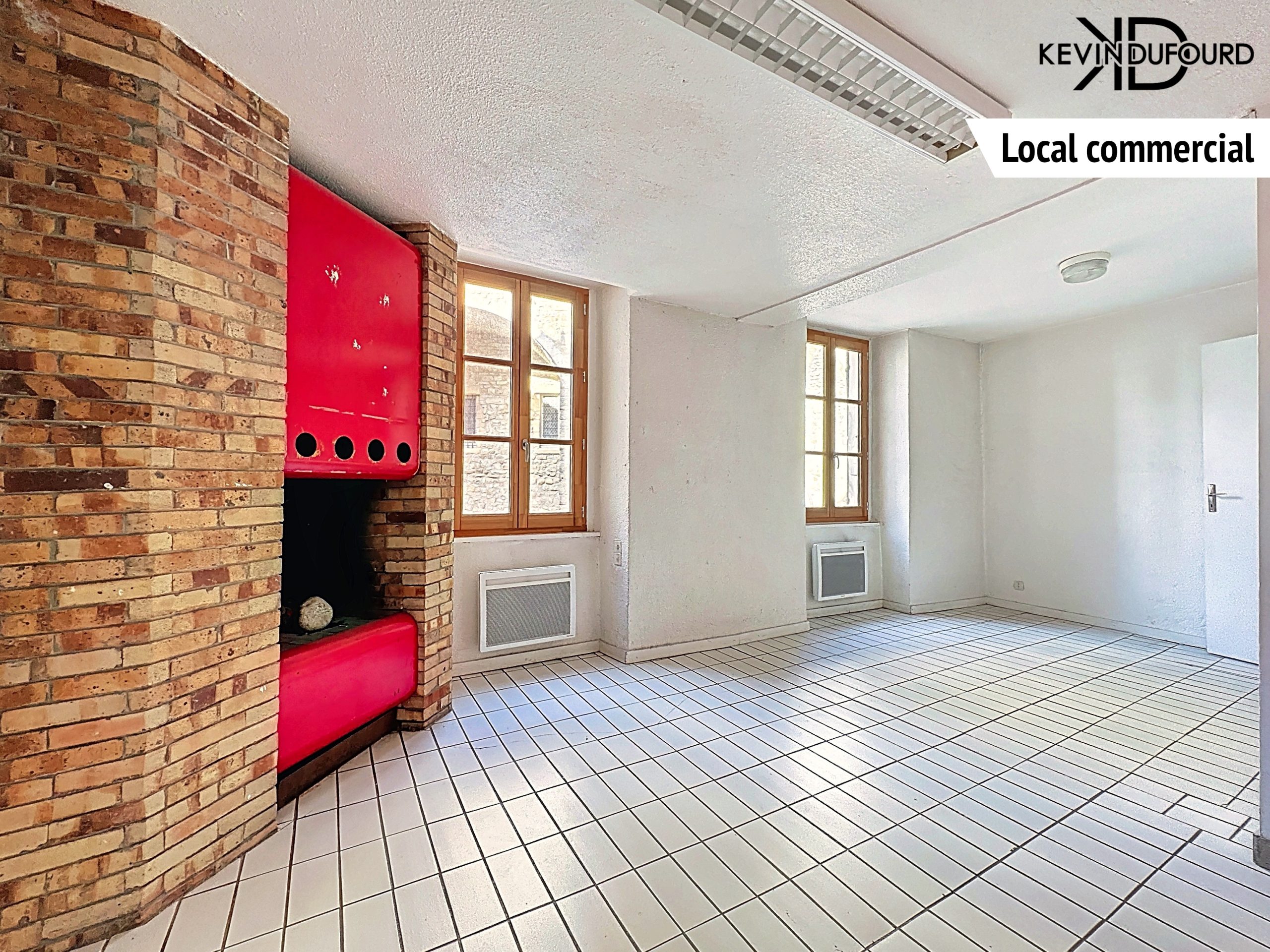 Immeuble de 130m² à AUBENAS