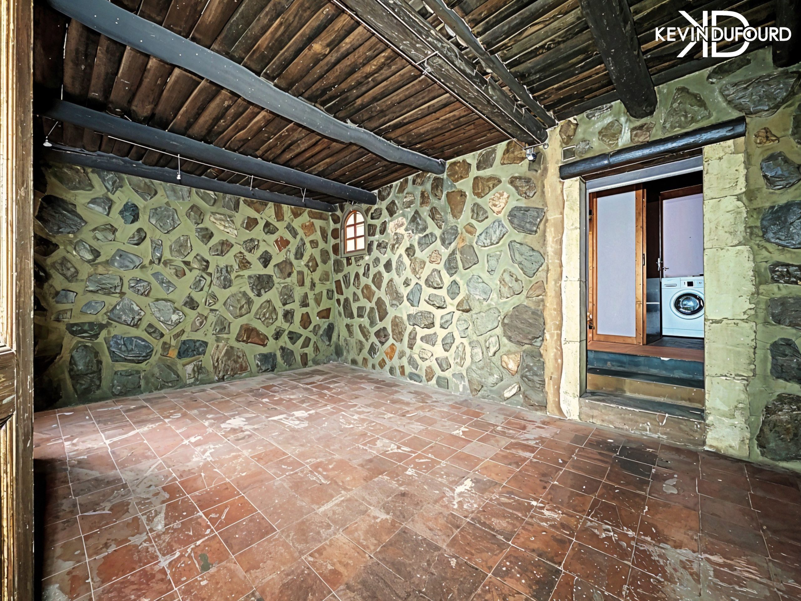 Immeuble de 150m² A RENOVER à VALLON PONT D&rsquo;ARC