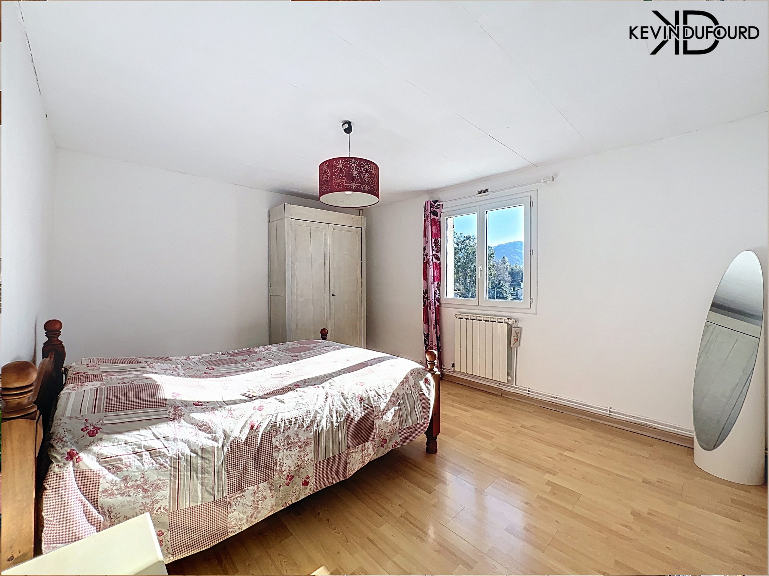 Maison de 135m² sur un terrain de 1700m² à JAUJAC.