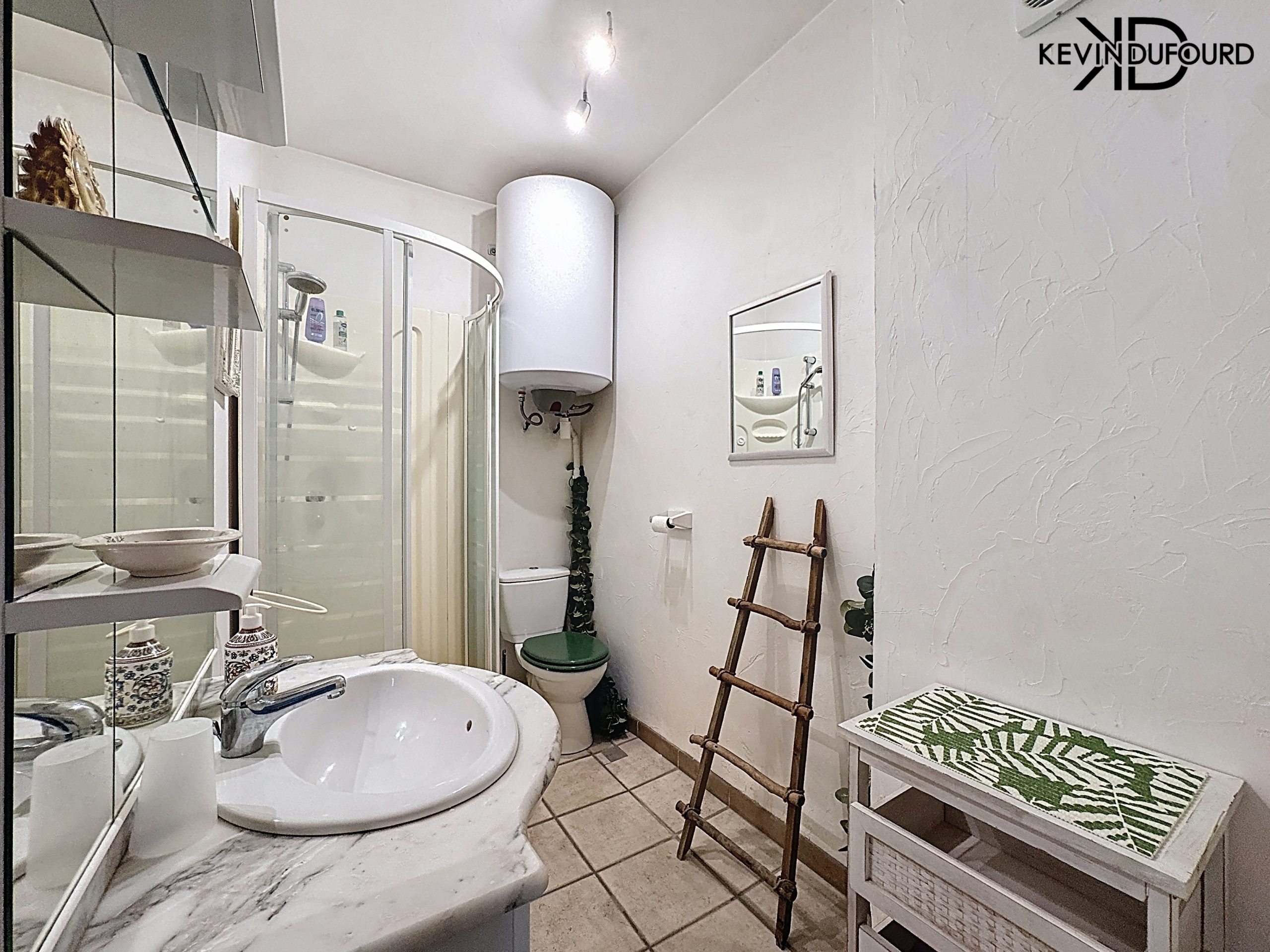 Immeuble de 130m² à AUBENAS
