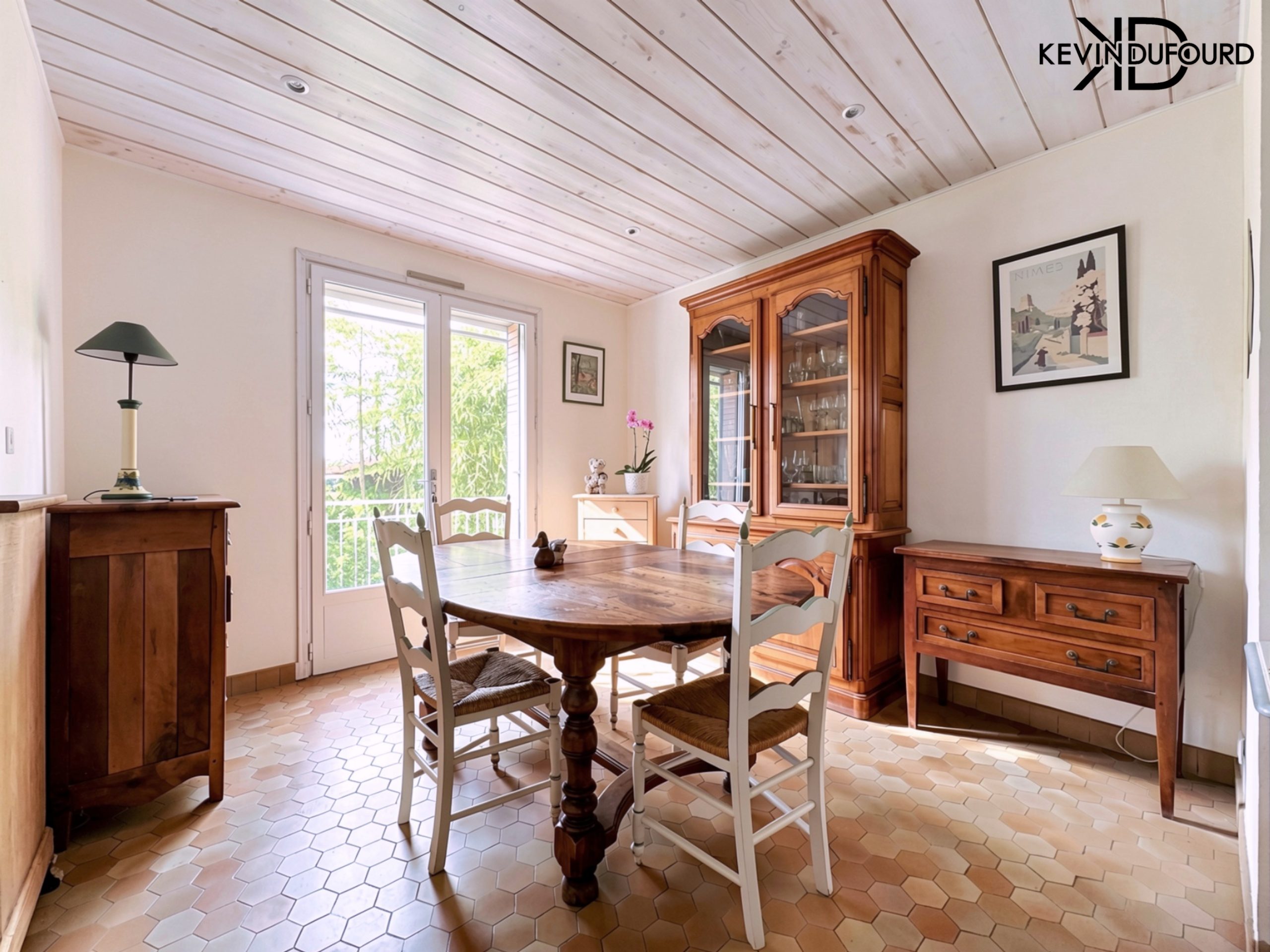 Ensemble immobilier de 150m² sur un terrain de 1.080m² à UCEL