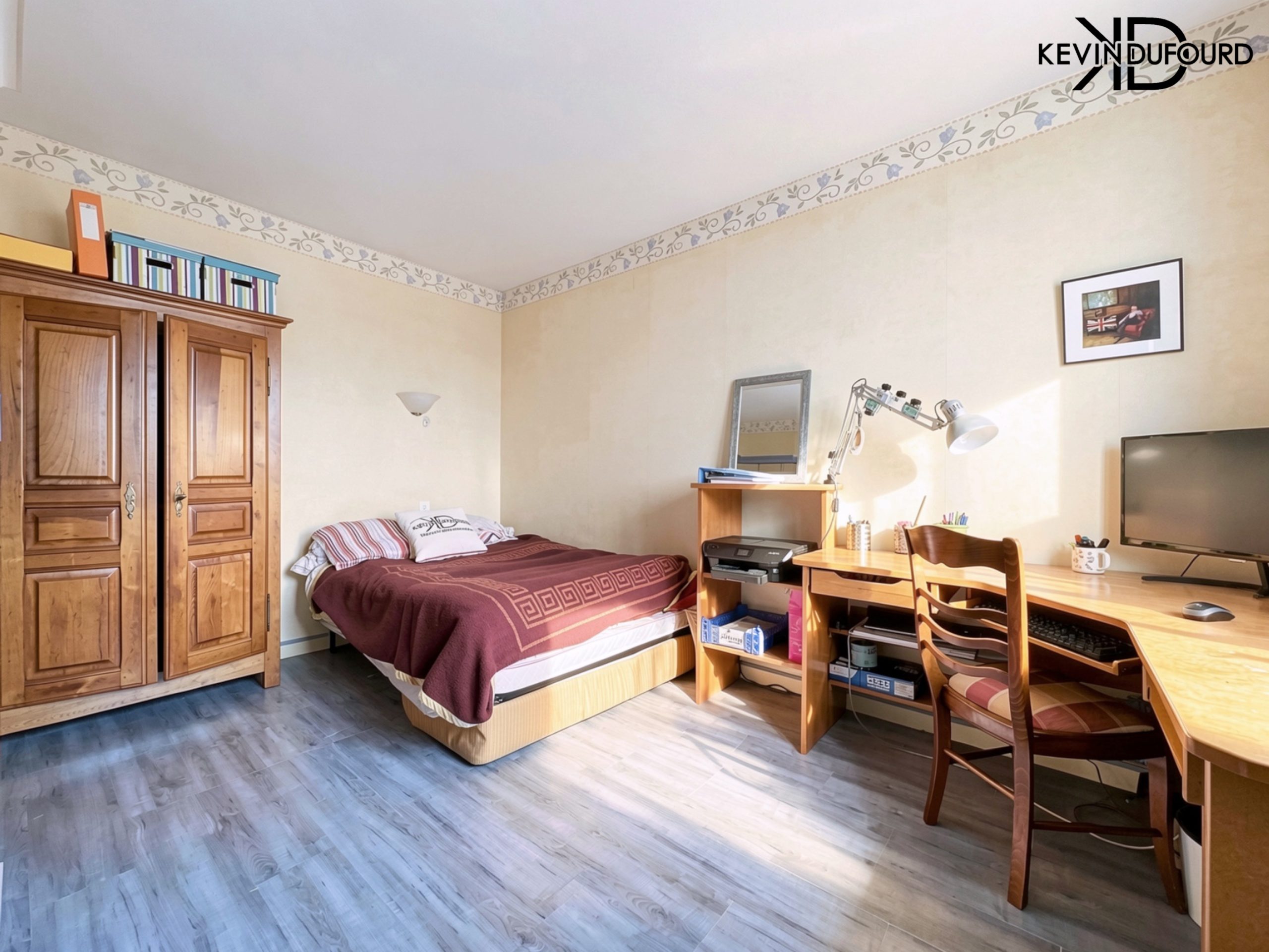 Ensemble immobilier de 150m² sur un terrain de 1.080m² à UCEL