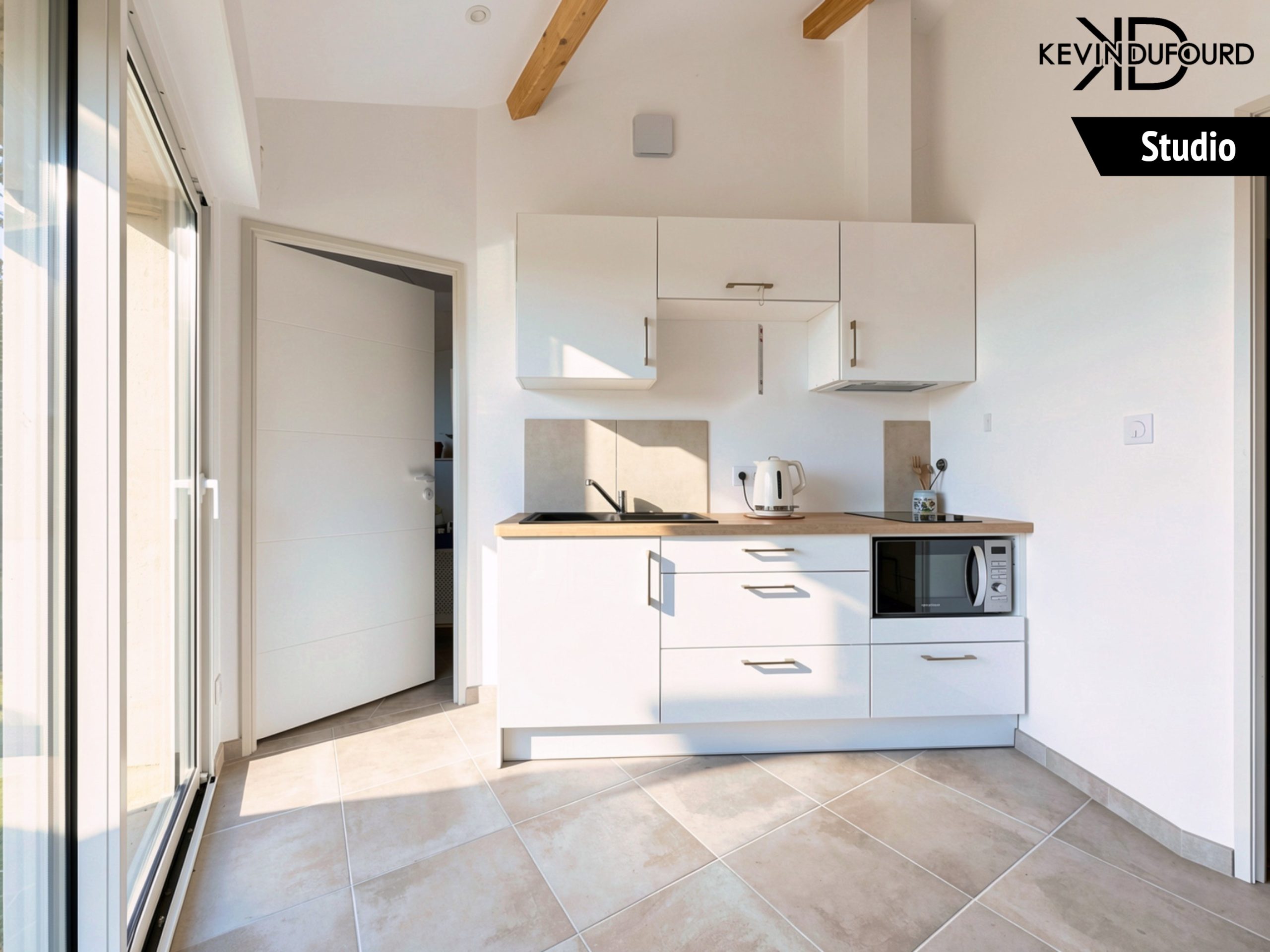 Ensemble immobilier de 150m² sur un terrain de 1.080m² à UCEL