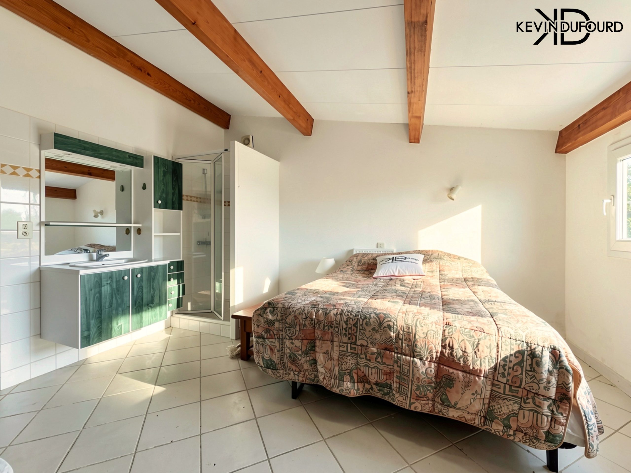 Ensemble immobilier de 150m² sur un terrain de 1.080m² à UCEL