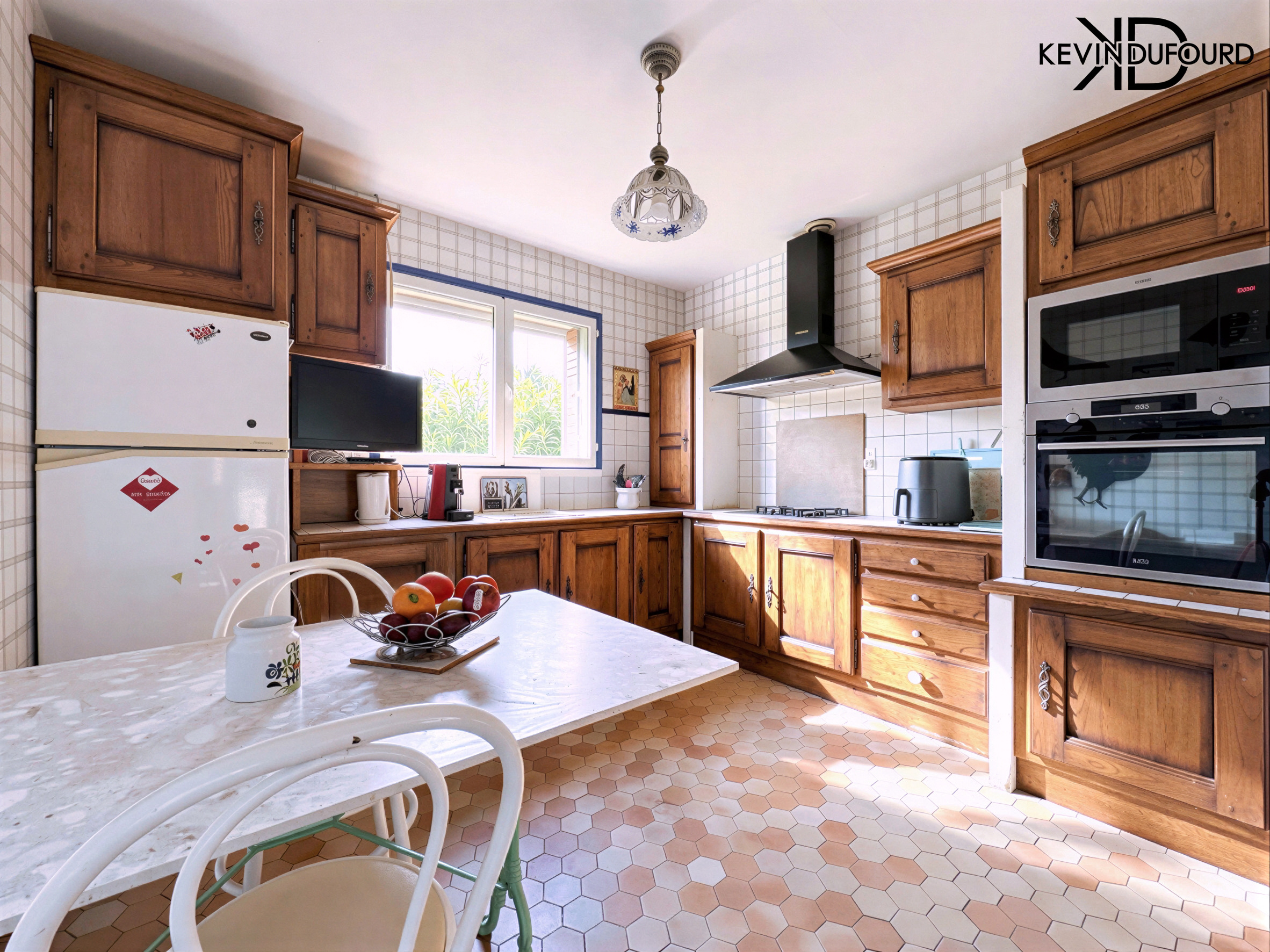 Ensemble immobilier de 150m² sur un terrain de 1.080m² à UCEL