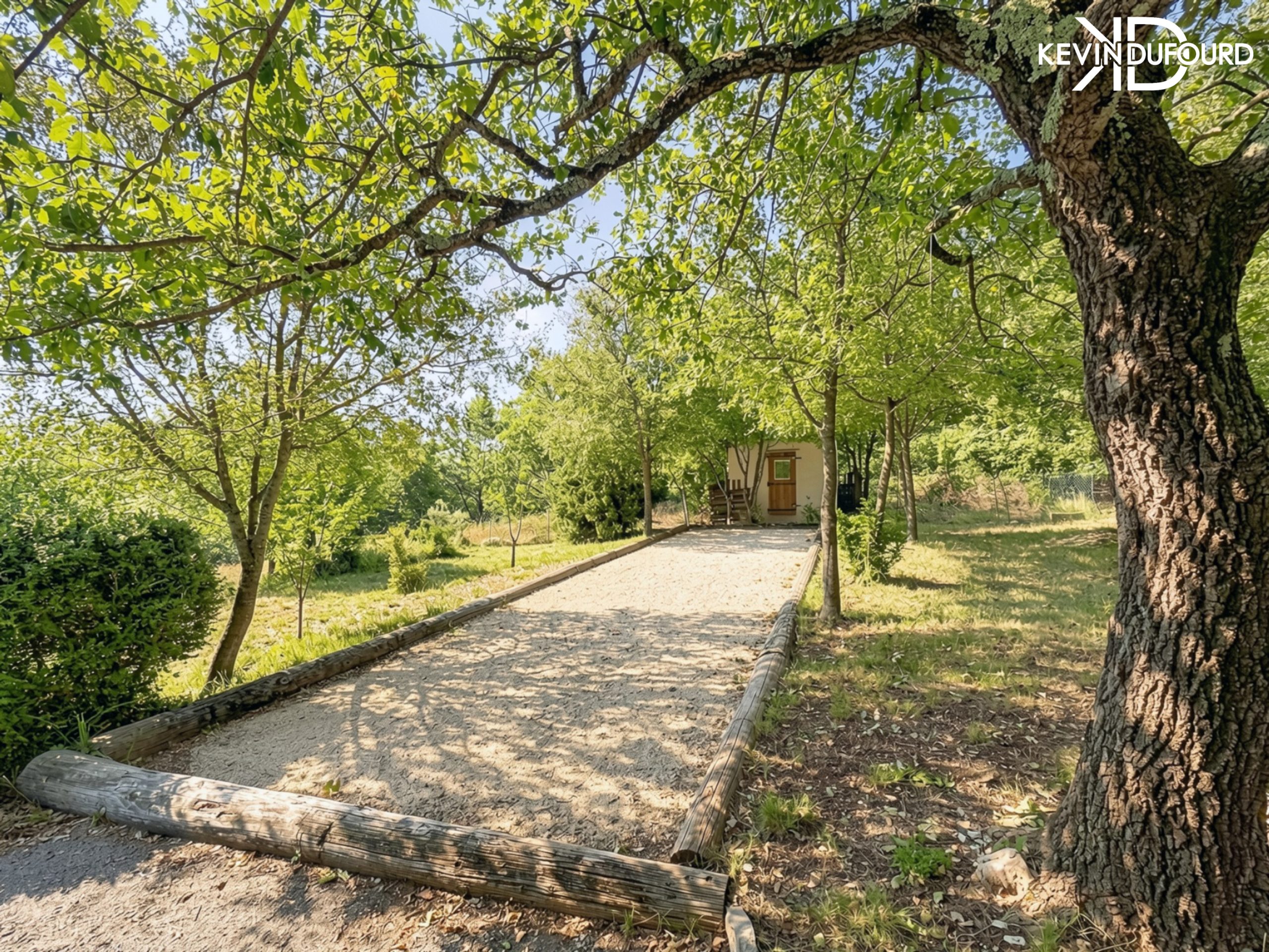 Maison de 150m² sur un terrain de 2200m² à LAVILLEDIEU