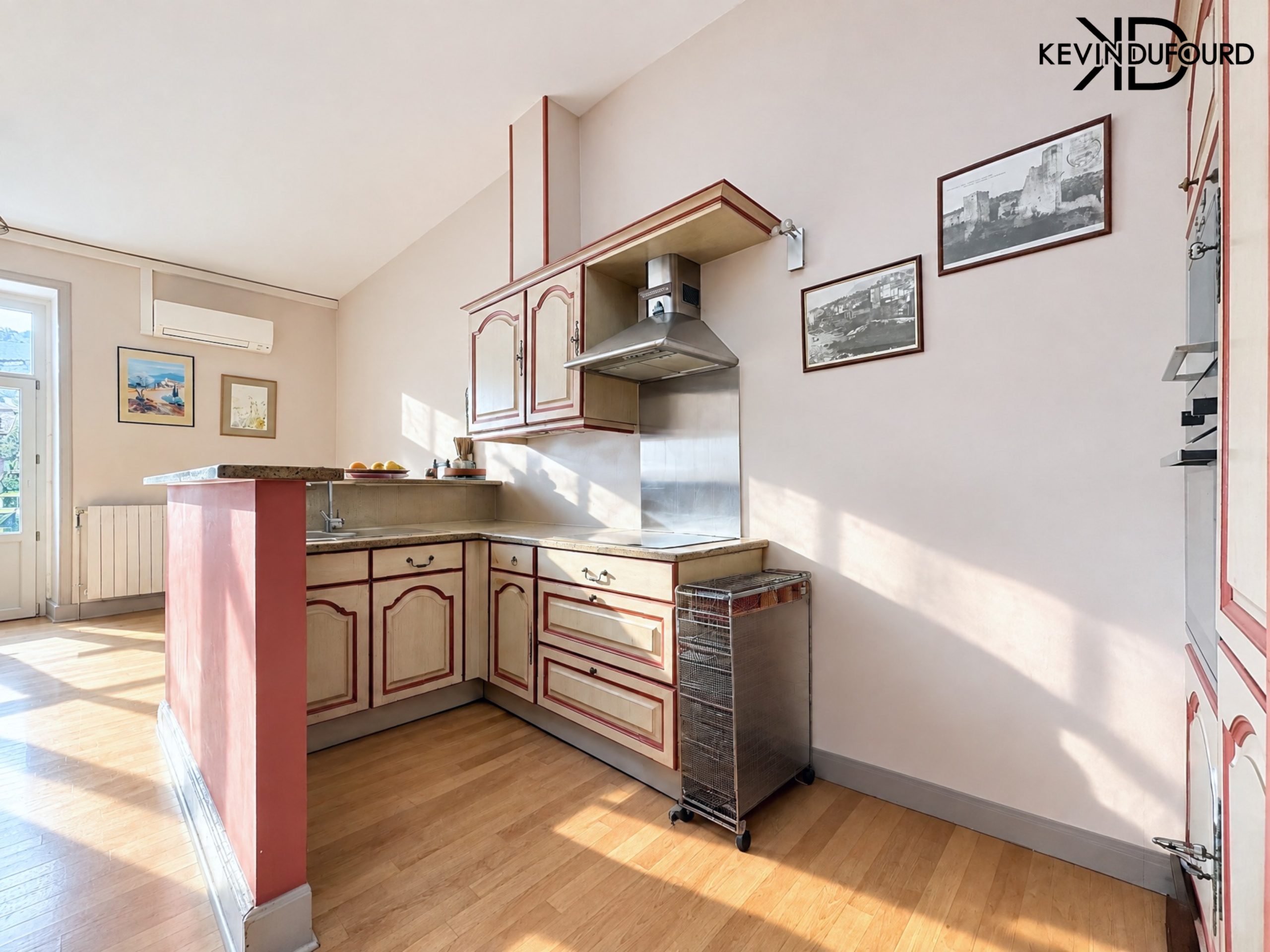 Maison de village de 90 m² avec terrasse et garage à VALS LES BAINS