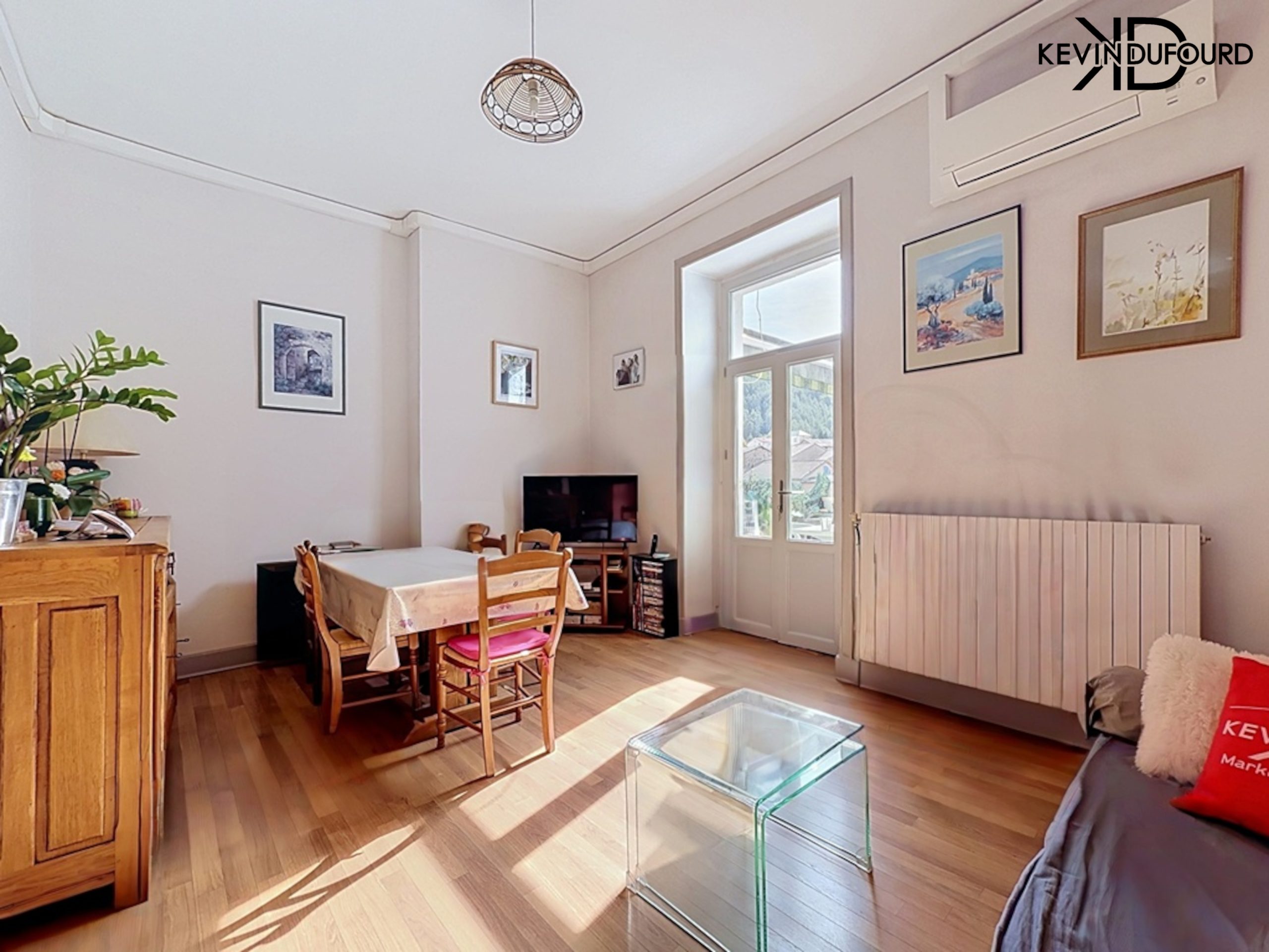 Maison de village de 90 m² avec terrasse et garage à VALS LES BAINS