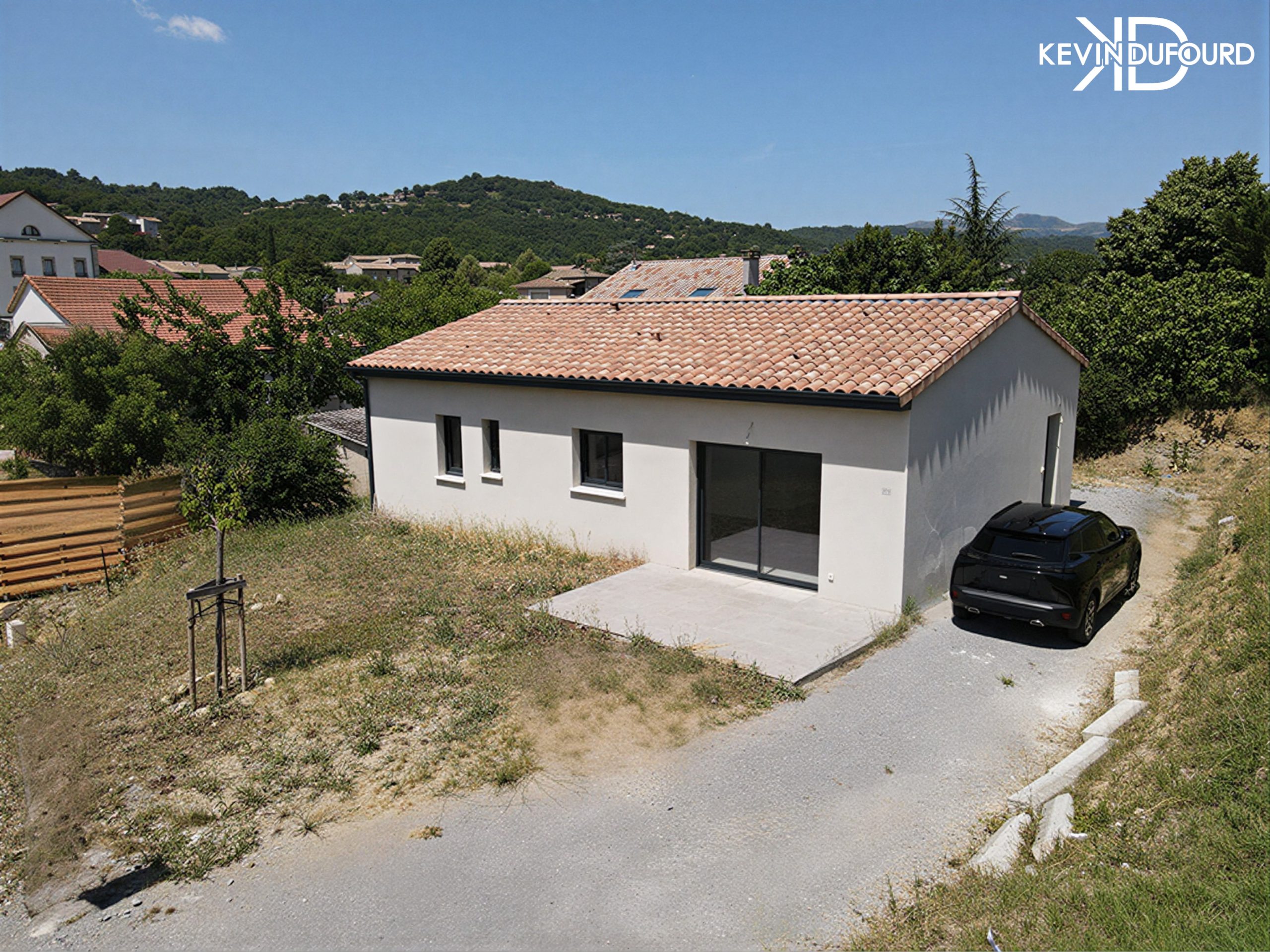 Maison de 90 m² sur un terrain de 700 m² à VESSEAUX